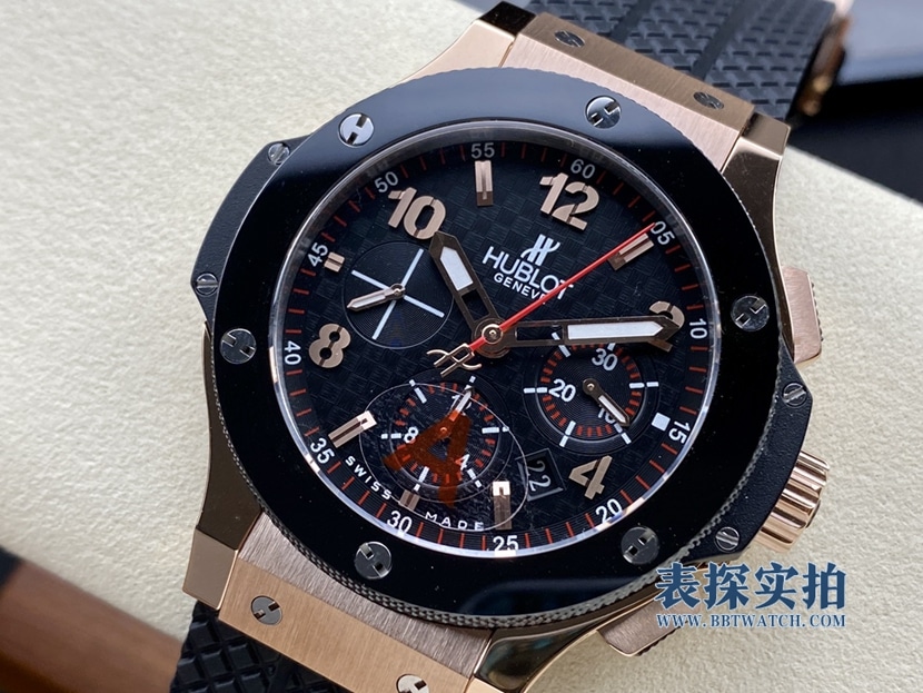 top-tiersuper Hublot Big Bang series chronograph watch front