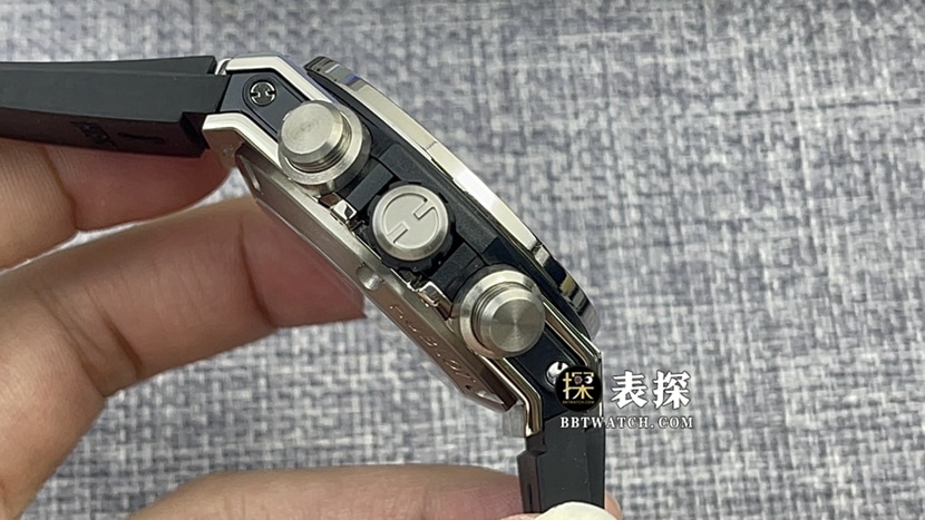 ZF FactoryHublot watch men's watch matte black hollow plate rubber model picture and price side live photo