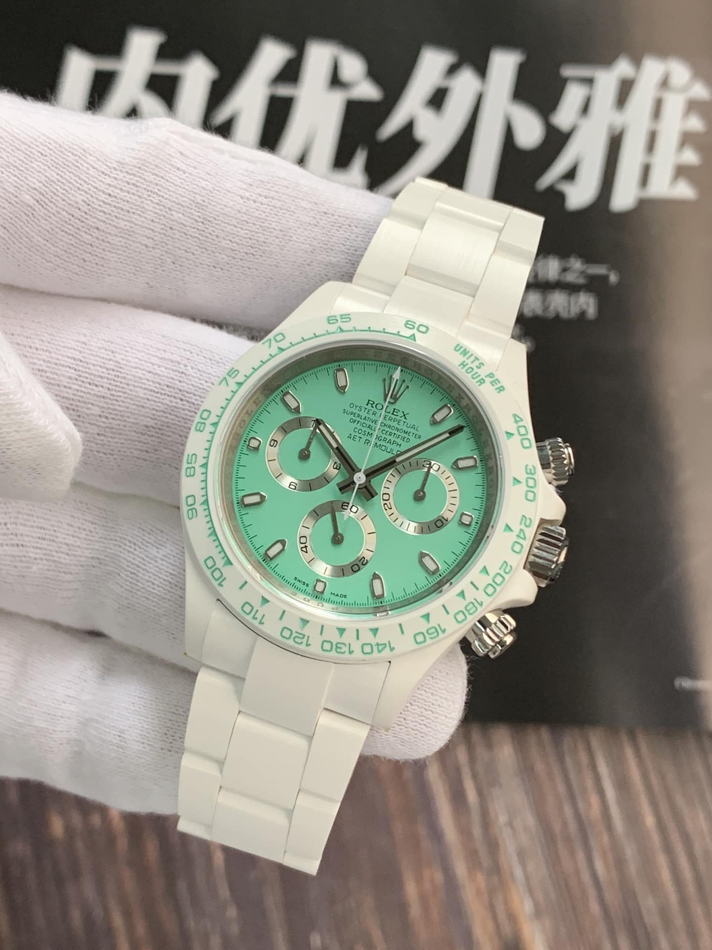 AET factory Rolex men's Daytonachronograph top-tier watch green dialceramic model front live photo