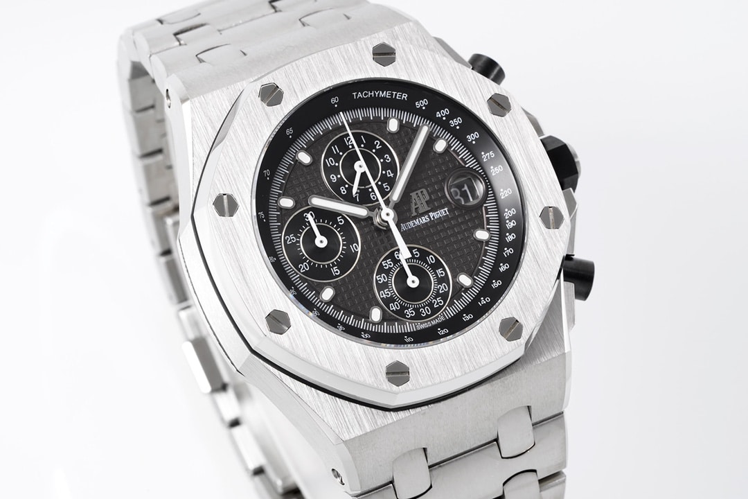 APF factory Audemars Piguet men's Royal Oak offshore top-tier 1:1high-quality watch dark gray plate steel bracelet model 26238TI.OO.2000TI.01front live photo