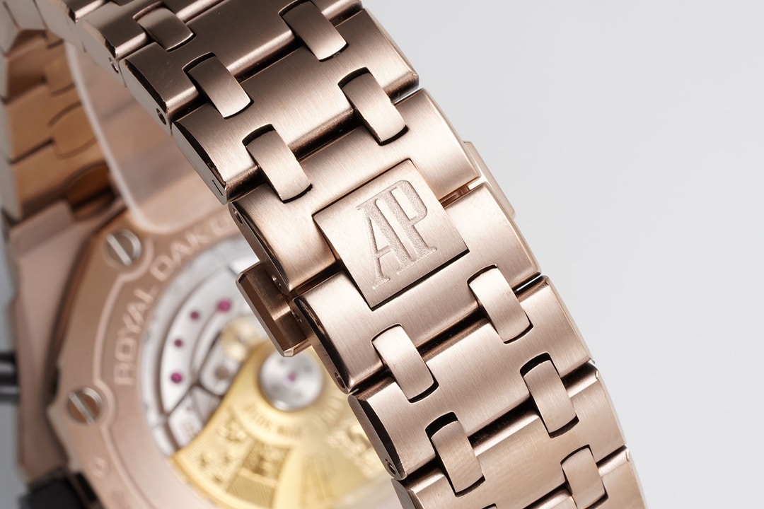 APF offshore Audemars Piguet1:1replica watch coffee panda plate steel bracelet model 26470OR.OO.A099CR.01bracelet picture