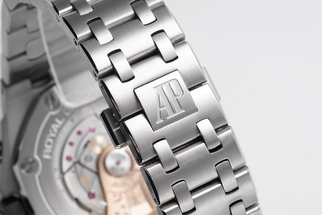 APF offshore Audemars Piguet1:1replica watch black dialsteel bracelet model 26470ST.OO.A101CR.01bracelet picture