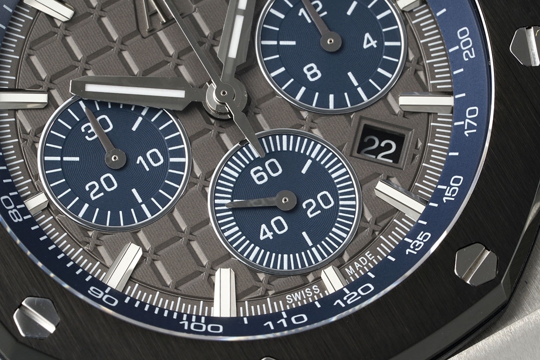 Audemars Piguet ceiling classic watch, apf offshore watch, detail shots