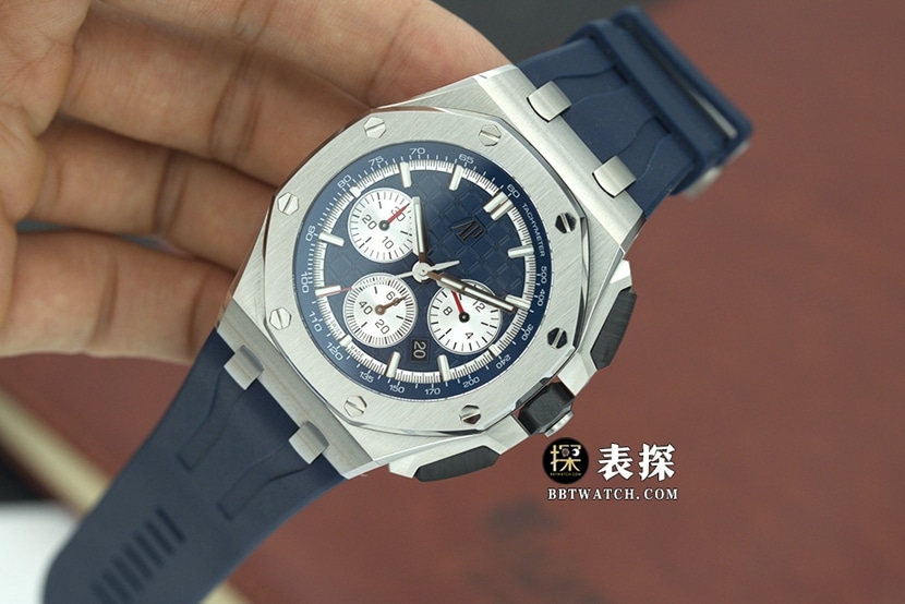 Audemars Piguet ceiling classic watch, Apf offshore watch, front view