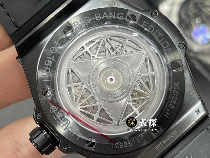 WWF BIG BANGHublot1:1replica watch black dial rubber model 415.CX.1112.VR.MXM18movement picture