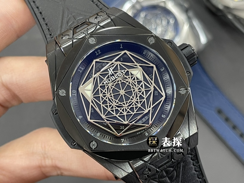 Hublot ceiling classic,wwf Big Bangreplica watch,front view