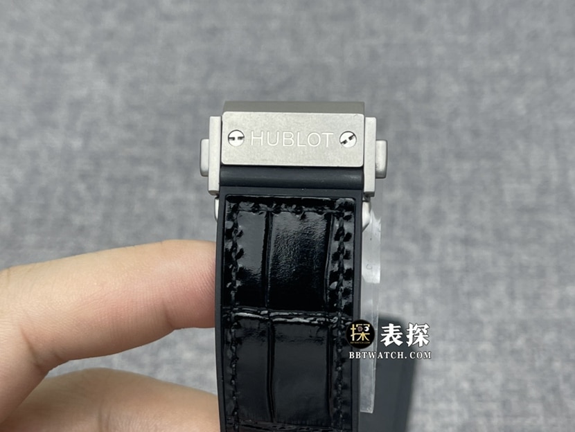 JB MASTERPIECE Hublot1:1replica watch hollow plate tourbillon rubber model 906clasp picture