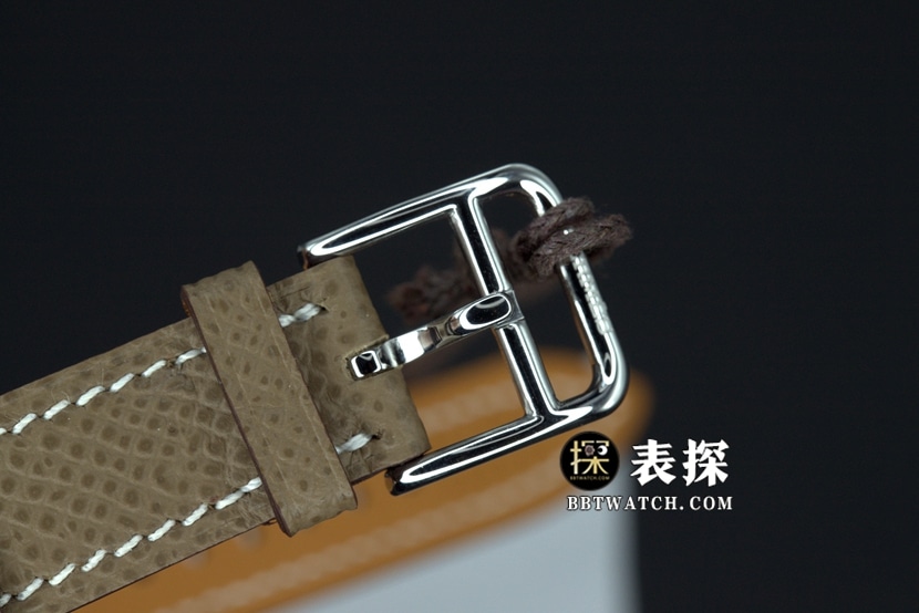 BV ladies Hermès watch white dialleather strap model W036709WW00clasp picture
