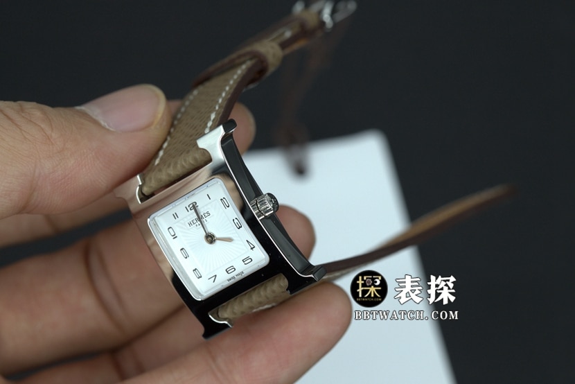 BV ladies Hermès 1:1replica watch white dialleather strap model W036709WW00detail shots