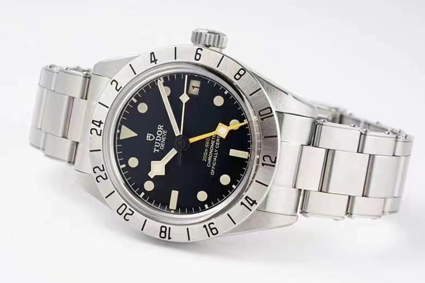 ZF Biwan Tudor1:1replica watch black dialsteel bracelet model M79470-0001 front view