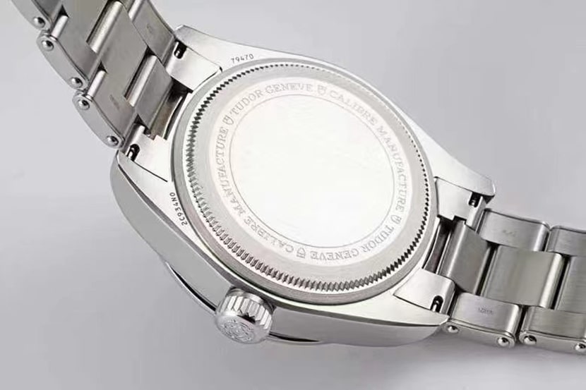ZF Biwan Tudor1:1replica watch black dialsteel bracelet model M79470-0001 back view