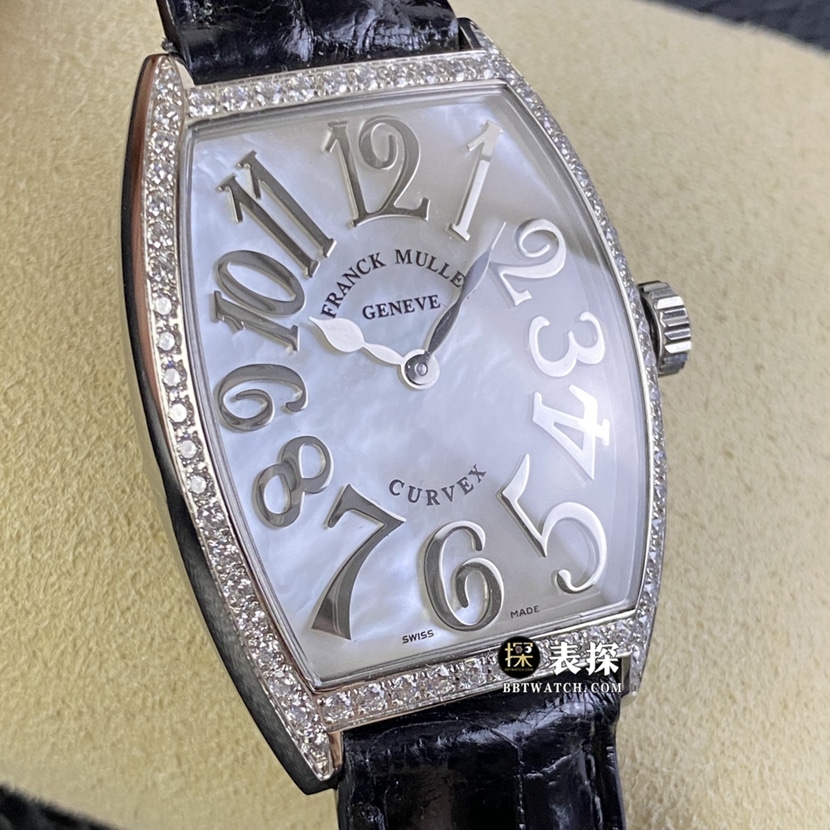 Women's Frank Muller watch white mother-of-pearl plate leather strap model 1752 QZD front view