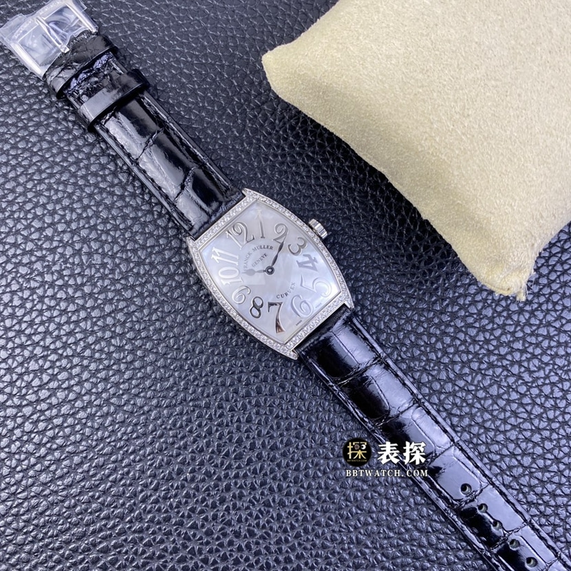 Women's Frank Muller watch white mother-of-pearl plate leather strap model 1752 QZD front view
