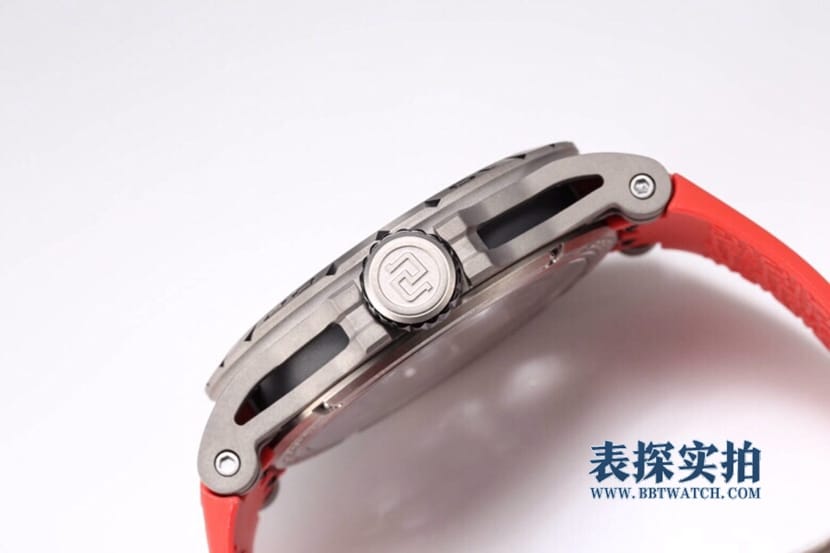 BBR King Roger Dubuis 1:1replica watch tourbillon mechanical RDDBEX0479 red side view