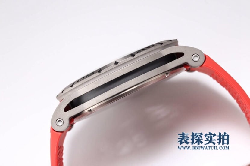BBR King Roger Dubuis 1:1replica watch tourbillon mechanical RDDBEX0479 red side view