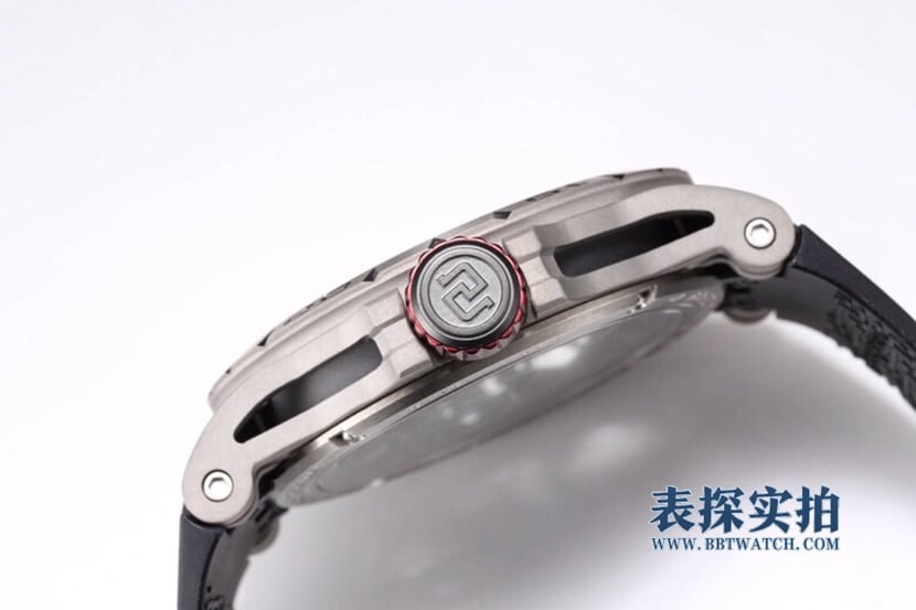 Roger Dubuis ceiling watch,bbr king watch,side view
