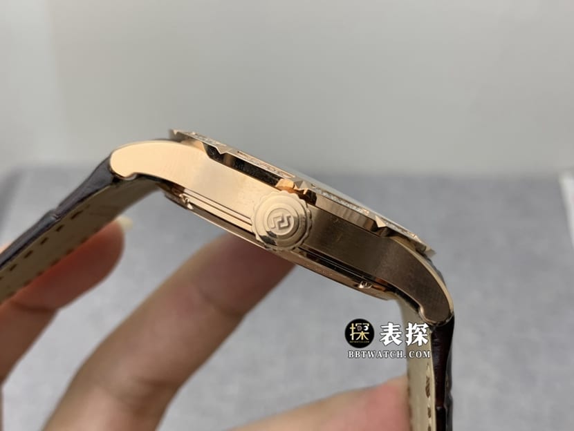 BBR King Roger Dubuis collectible watches skeleton disk diamonds belt model RDDBEX0404 side view