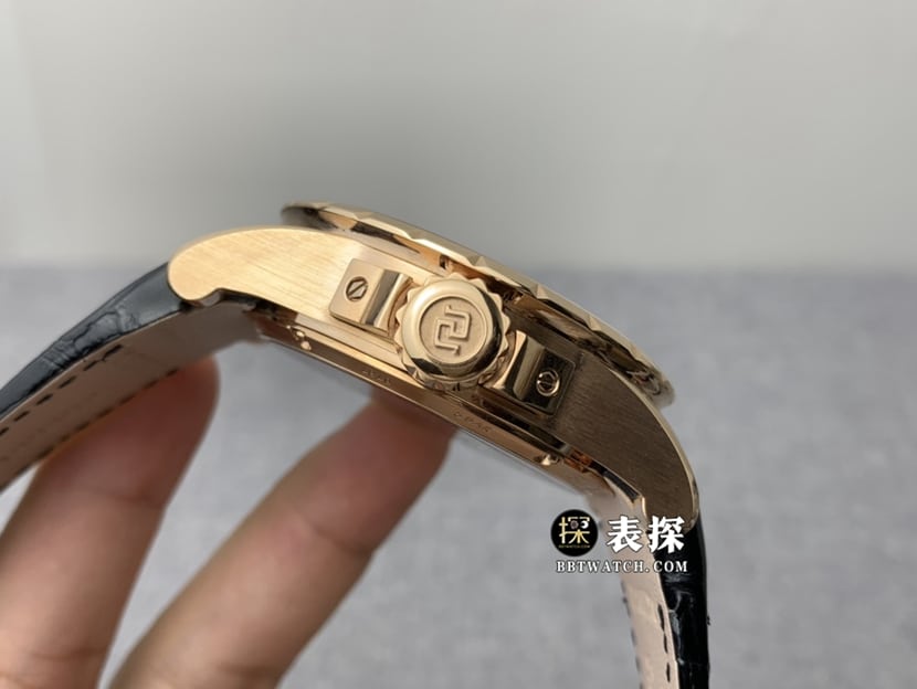 ZF Knights of the Round Table Roger Dubuis watch enamel plate leather strap model RDDBEX0398 side view
