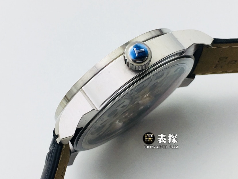 LG Tianjiang hollow Tissot watch silver gray hollow plate leather strap model T070.405.16.411.00side live photo