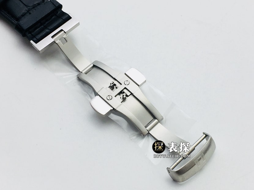 LG Tianjiang hollow Tissot watch silver gray hollow plate leather strap model T070.405.16.411.00clasplive photos
