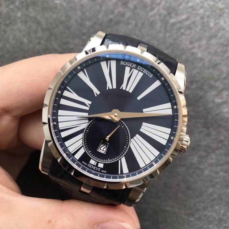 PF Roger Dubuis King Series DBEX0535replica watch genuine and fake review front view