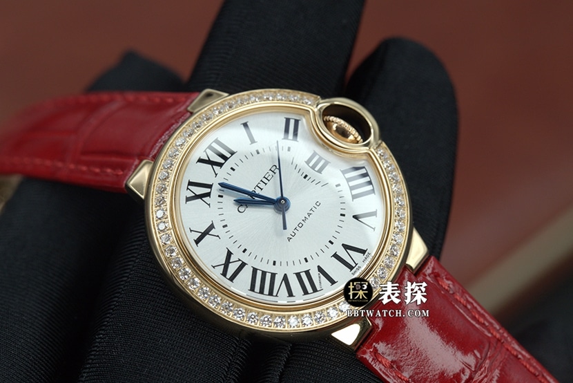 K3 blue balloon Cartier1:1replica watch silver gray plate rose gold diamond leather strap model WJBB0033 front live photo