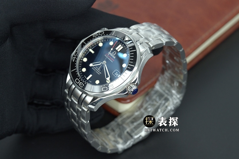Omega classic watch, original Seamaster watch, front live photo