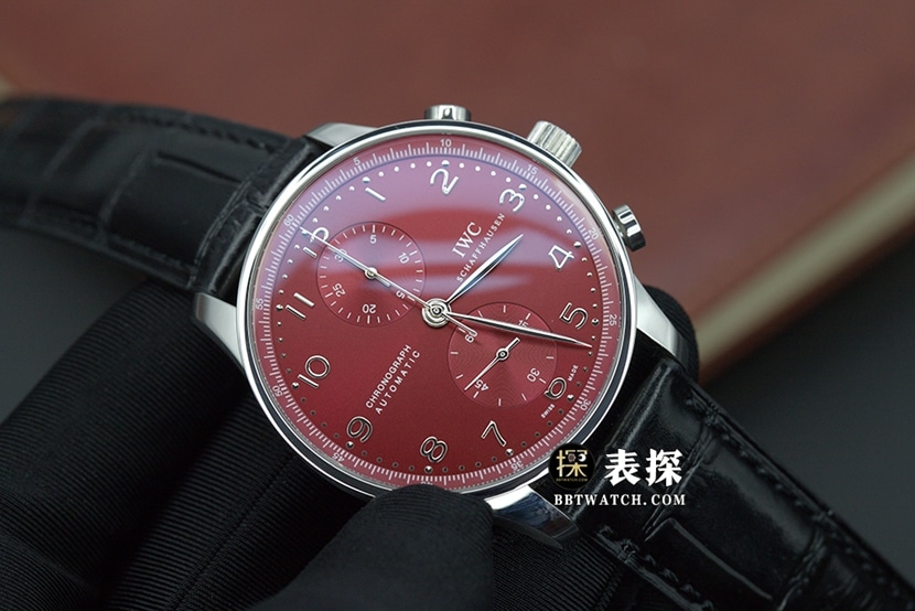 IWC ceiling,az Portuguese watch,front live photo