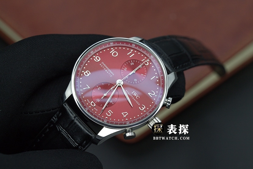 IWC ceiling,az Portuguese watch,front live photo