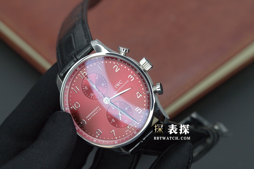 AZ Portugal IWC1:1replica watch burgundy red panda plate leather strap model IW371616 overall live photos
