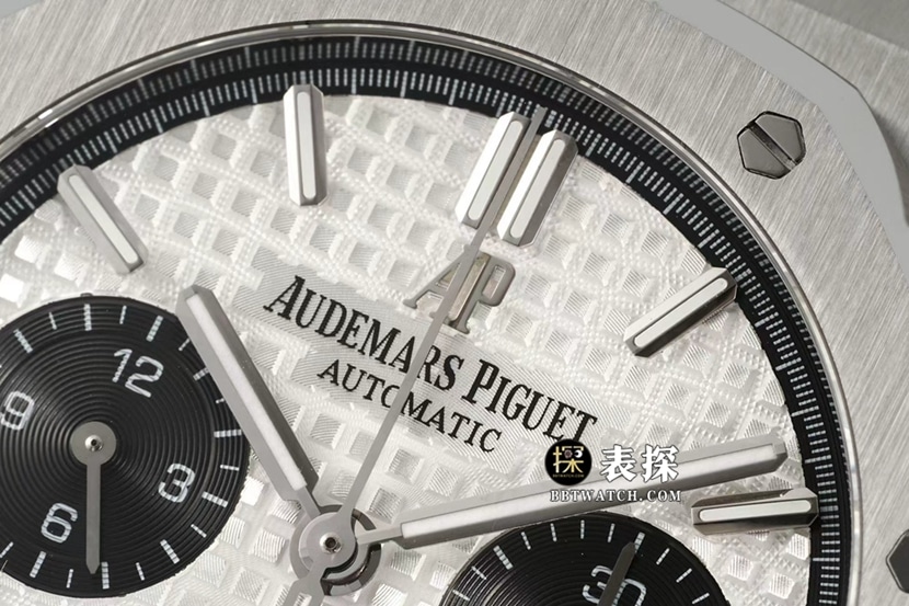 Audemars Piguet classic watch,ipfRoyal Oakreplica watch,front live photo