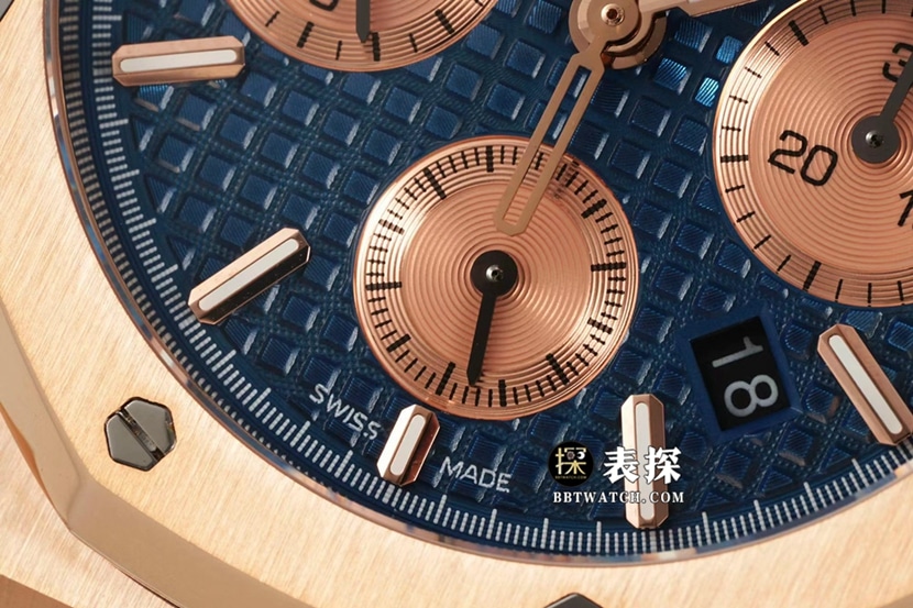 IPFRoyal OakAudemars Piguet1:1replica watch blue dialrose goldsteel bracelet model 26331OR.OO.1220OR.01front live photo