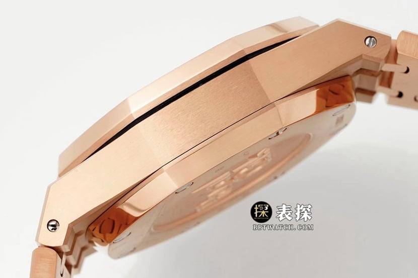 IPFRoyal OakAudemars Piguet1:1replica watch blue dialrose goldsteel bracelet model 26331OR.OO.1220OR.01side live photo
