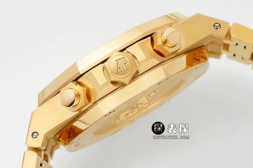 IPFRoyal OakAudemars Piguet1:1replica watch green dialyellow goldsteel bracelet model 26331BA.OO.1220BA.02side live photo