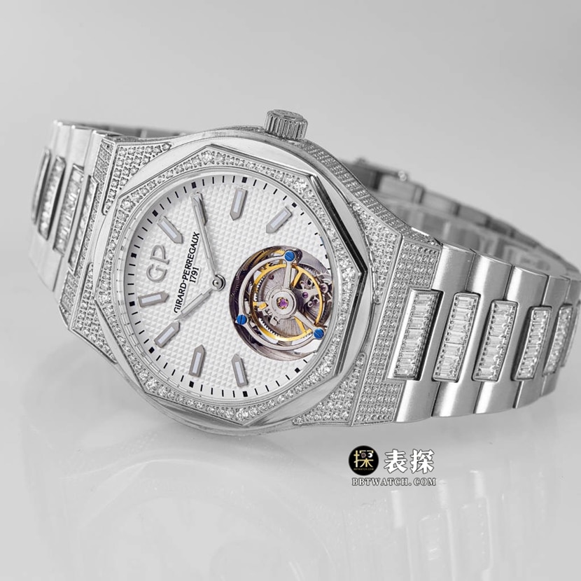 MTF Laurel Girard-Perregaux watch silver white dial diamond steel bracelet model front live photo