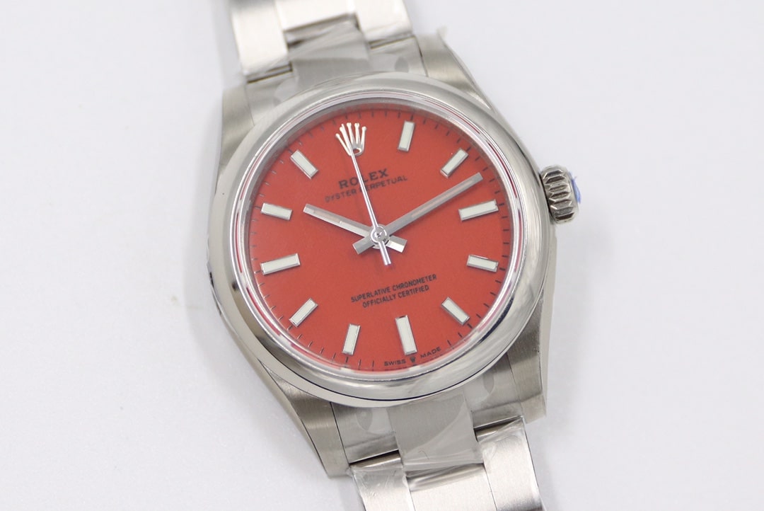Rolex ceiling watch,ew Oyster Perpetual watch,front live photo