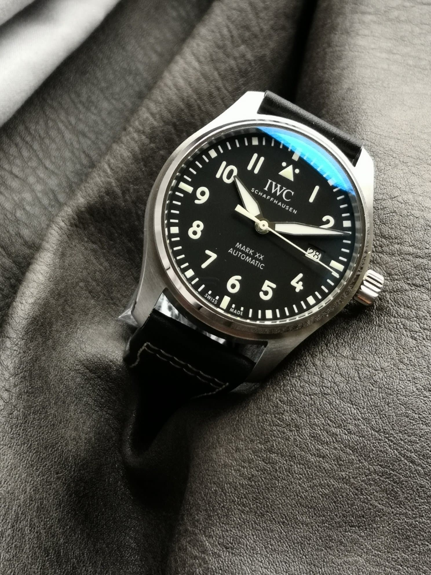 IWC1:1replica watch,V7 pilot watch,front live photo