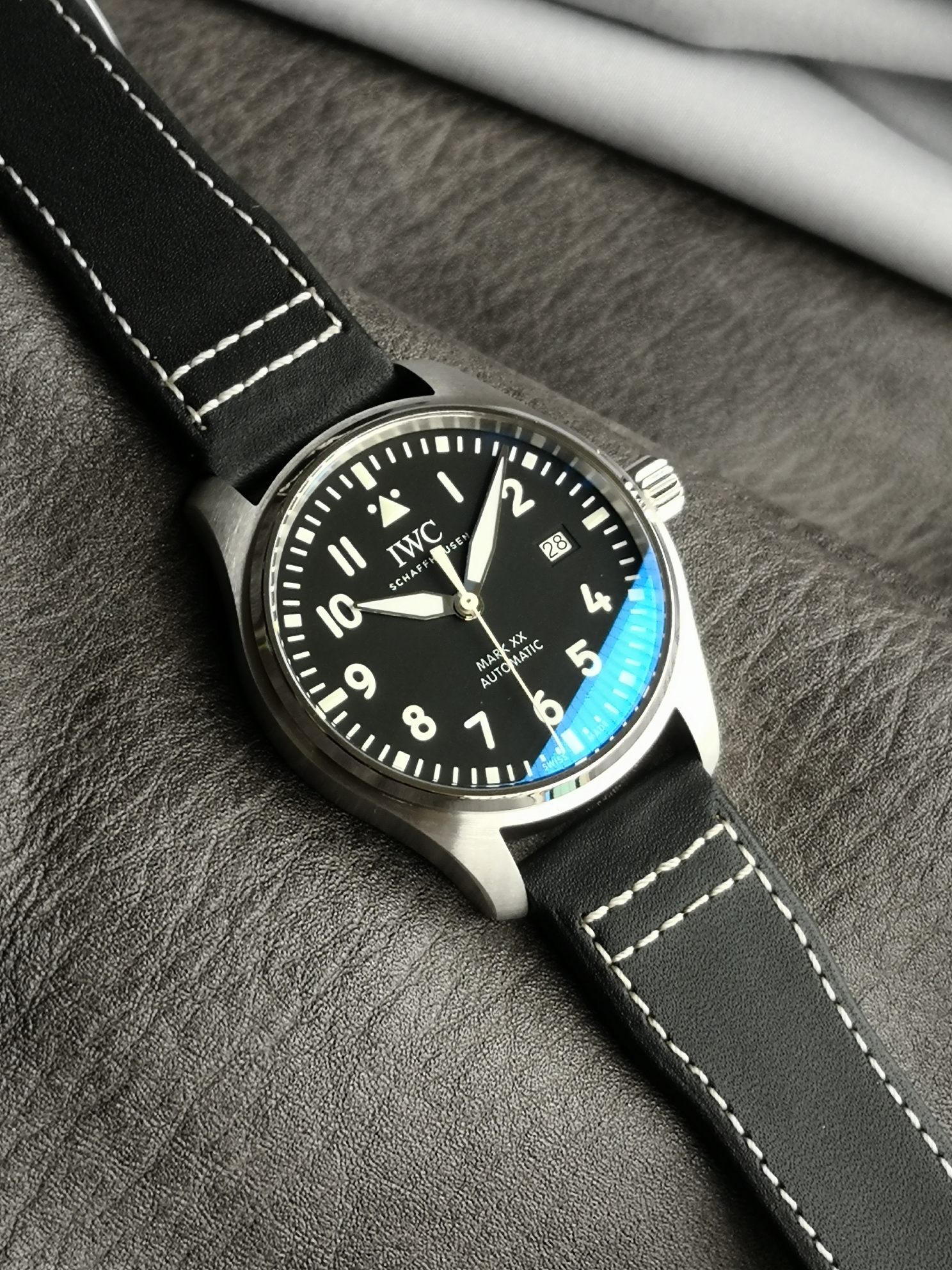 IWC1:1replica watch,V7 pilot watch,front live photo