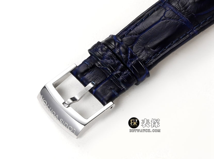 RM men's Louis Vuitton watch transparent case hollow plate tourbillon dark blue leather strap model clasplive photos
