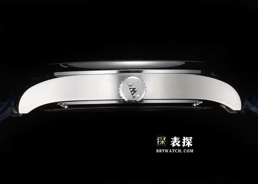Portuguese IWC1:1replica watch men's blue dialtourbillonleather strap model side live photo