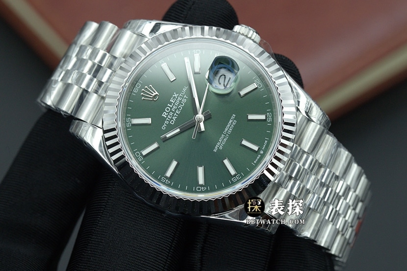 Rolexreplica ceiling,VSDatejustreplica watch,front live photo