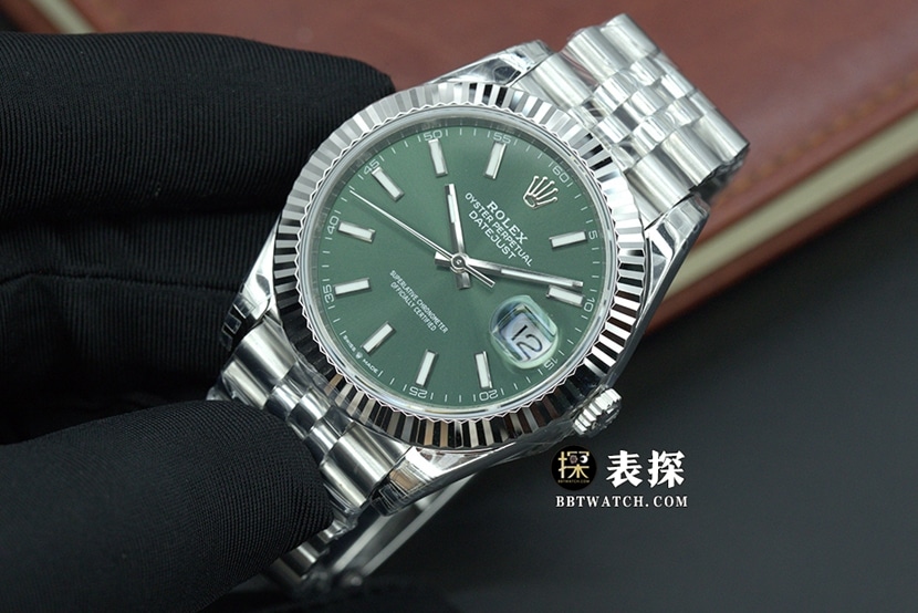 Rolexreplica ceiling,VSDatejustreplica watch,front live photo