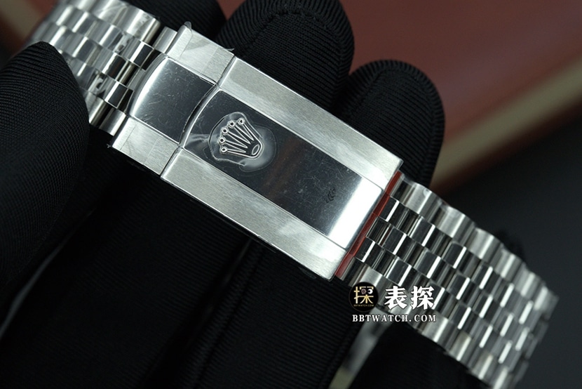 VSDatejustRolex1:1replica watch lumegreen dialsteel bracelet model m126334-0028braceletlive photos