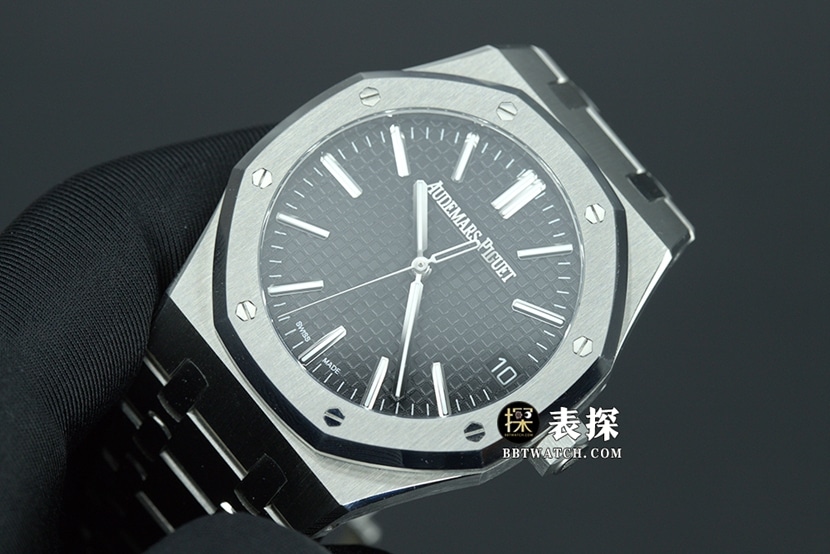 Audemars Piguet1:1replica watch,APSRoyal Oakreplica watch,front live photo