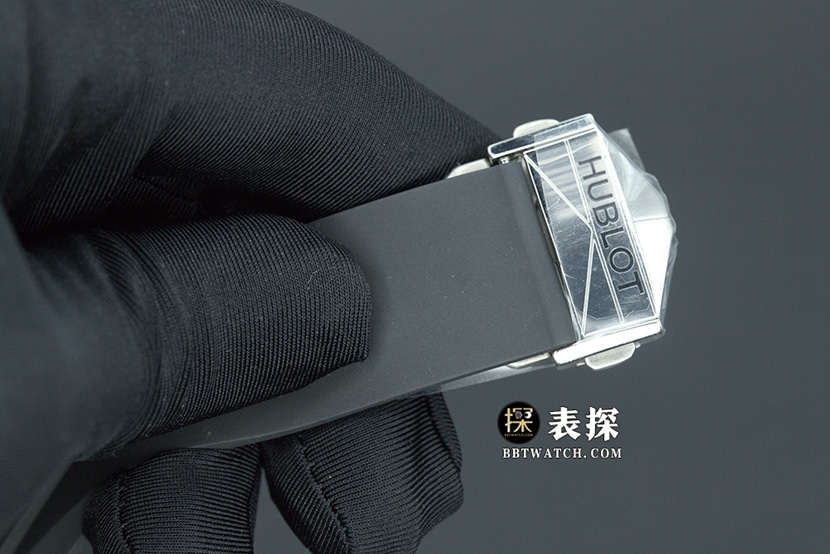 BBF factory BIG BANGHublot1:1replica watch black dial rubber model 418.NX.1107.RX.MXM19clasplive photos