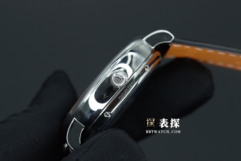 TWA Portofino IWC1:1replica watch blue dialleather strap model side live photo