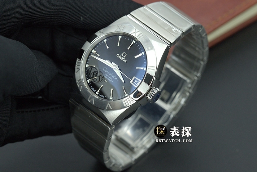 VS Constellation Omega1:1replica watch black dialsteel bracelet model 123.10.38.21.01.001front live photo