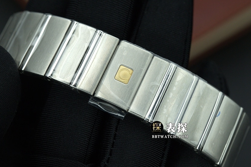 VS Constellation Omega1:1replica watch black dialsteel bracelet model 123.10.38.21.01.001braceletlive photos
