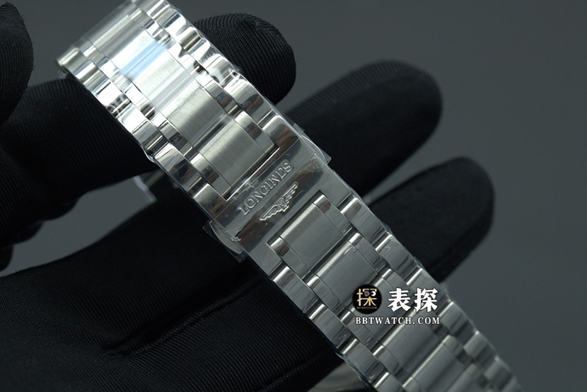 KL factory watchmaking traditional Longines1:1replica watch silver dial wheat grain pattern blue steel hands steel bracelet model L2.673.4.78.6braceletlive photos