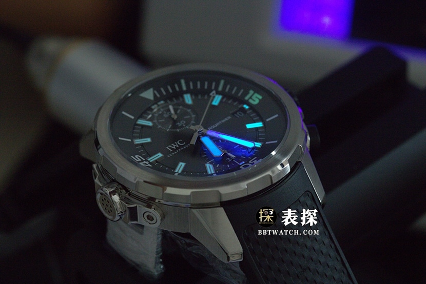 BT factory marine timepiece IWC1:1replica watch lume gray panda dial rubber model IW379506lumelive photos